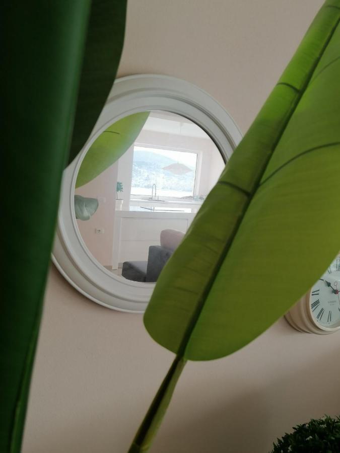 Marianna'S Luxury Apartment Saranda Dış mekan fotoğraf